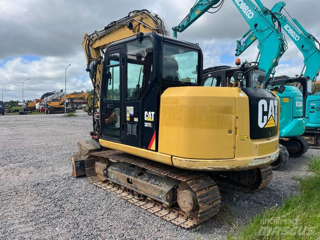 CAT 307 E2 中型挖掘机