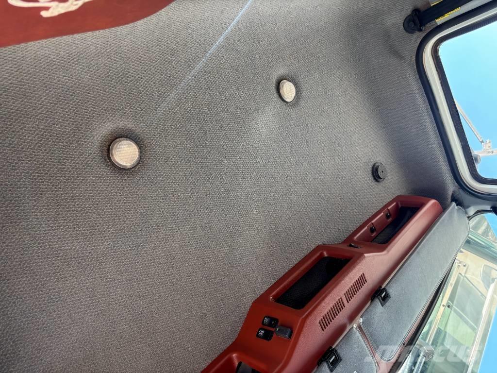 Mack CHU 613 救援车