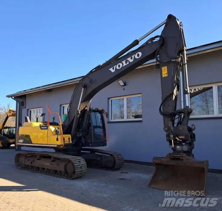 Volvo EC 220 DL 履带挖掘机