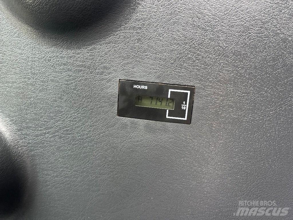 Hyundai HX 145 LCR 履带挖掘机