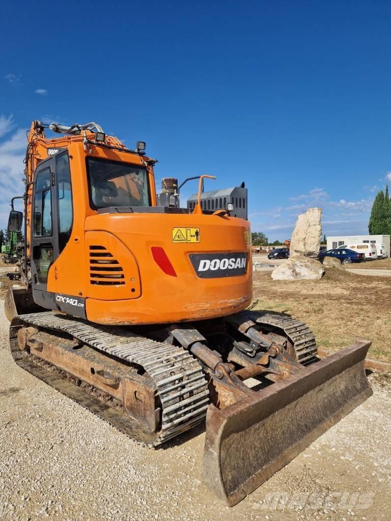 Doosan DX 140 LCR 履带挖掘机