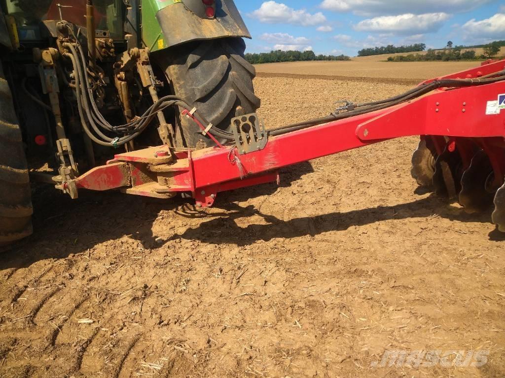 Horsch Tiger 3 MT 手扶中耕机