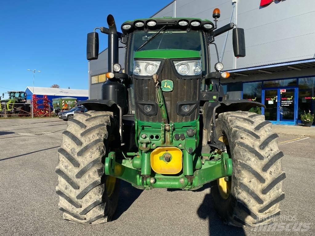 John Deere 6215 R 拖拉机/农用车