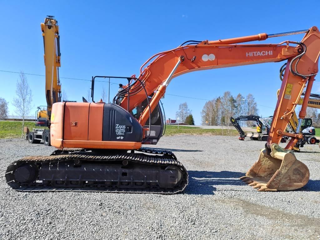 Hitachi ZX 225 US 履带挖掘机