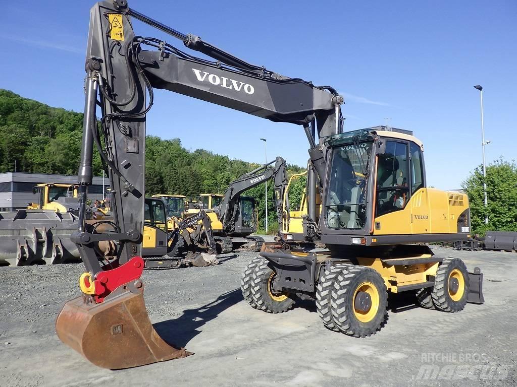 Volvo EW 180 C 轮式挖掘机
