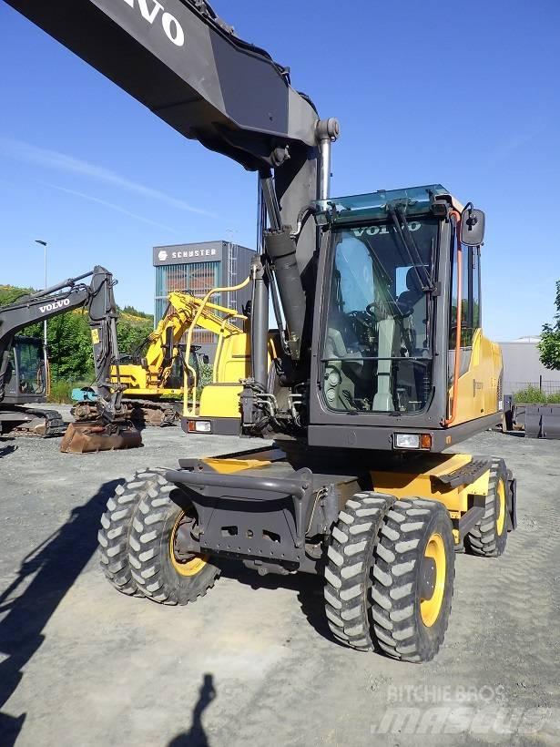 Volvo EW 180 C 轮式挖掘机
