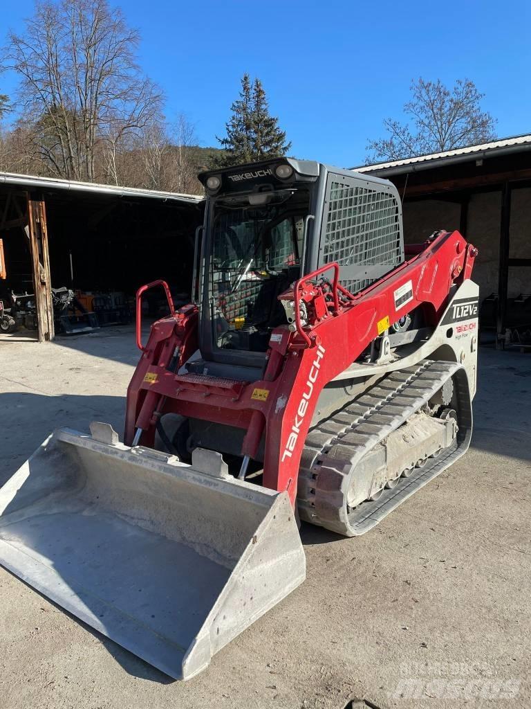 Takeuchi TL12 滑移装载机