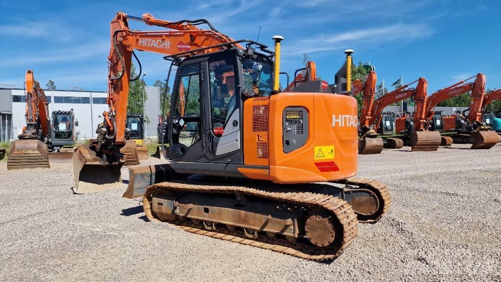 Hitachi ZX135US-BL6 履带挖掘机