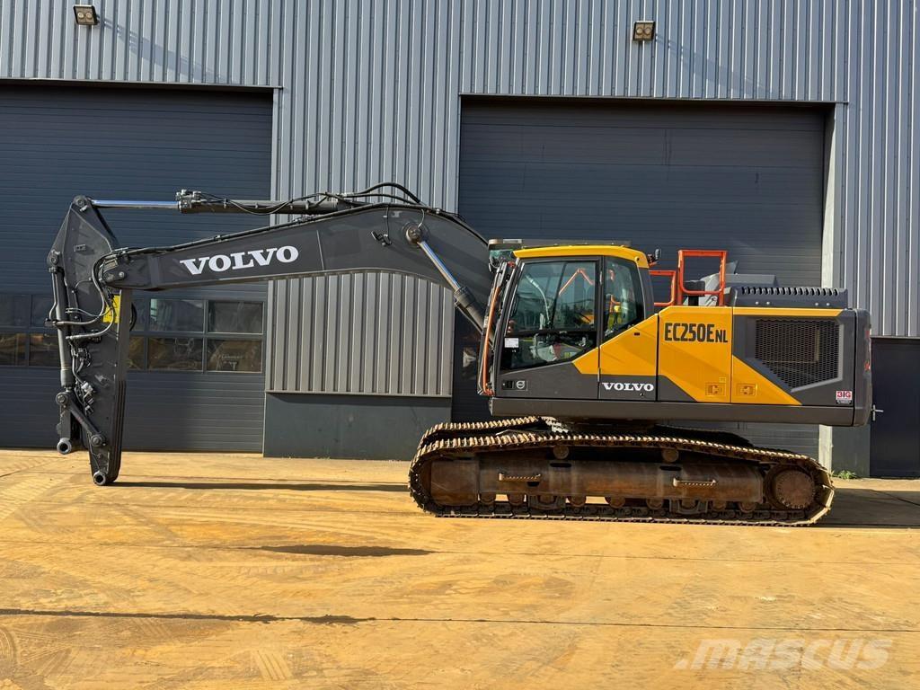 Volvo EC250ENL 履带挖掘机
