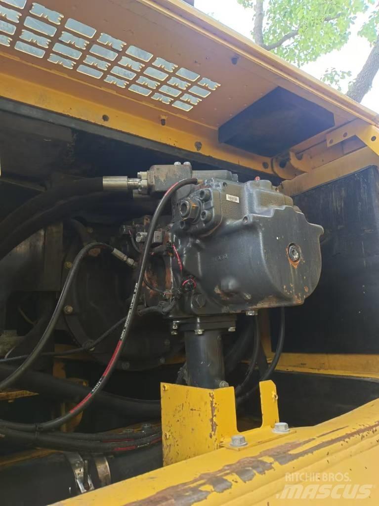 Komatsu PC 450-8 履带挖掘机