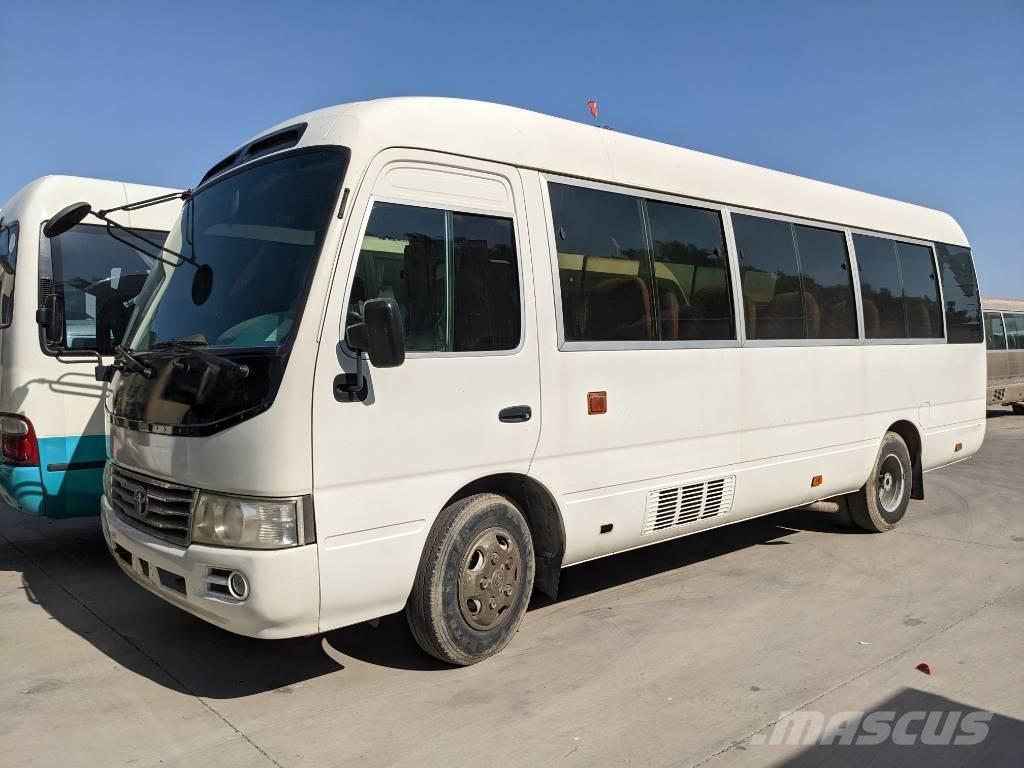 Toyota Coaster Bus 迷你巴士