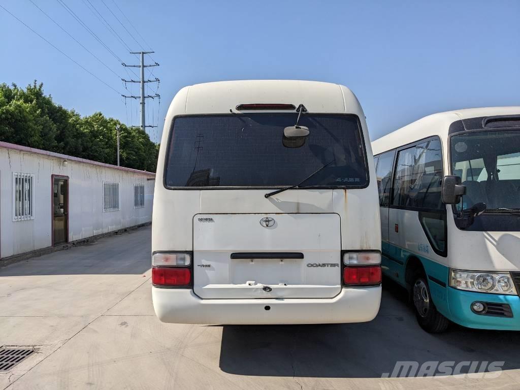 Toyota Coaster Bus 迷你巴士