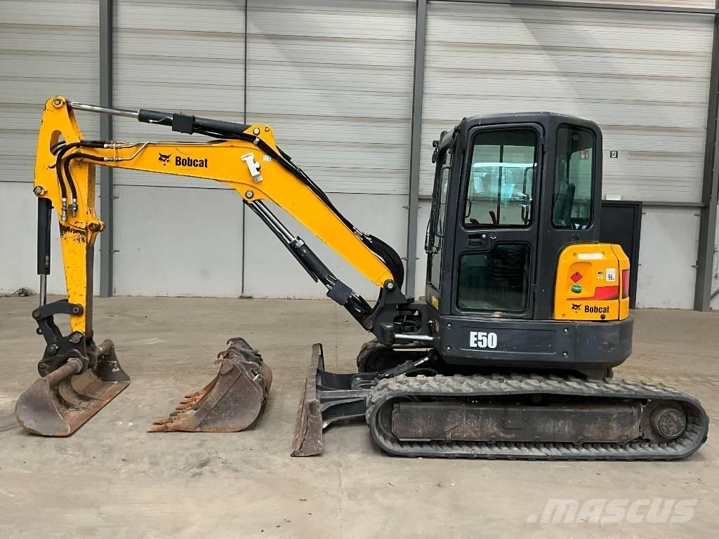 Bobcat E 50 小型挖掘机