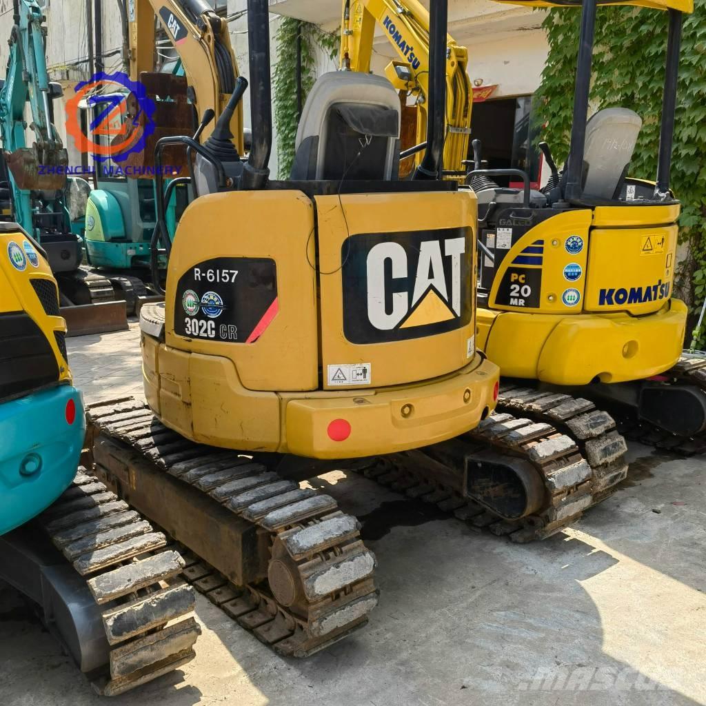 CAT 302 小型挖掘机