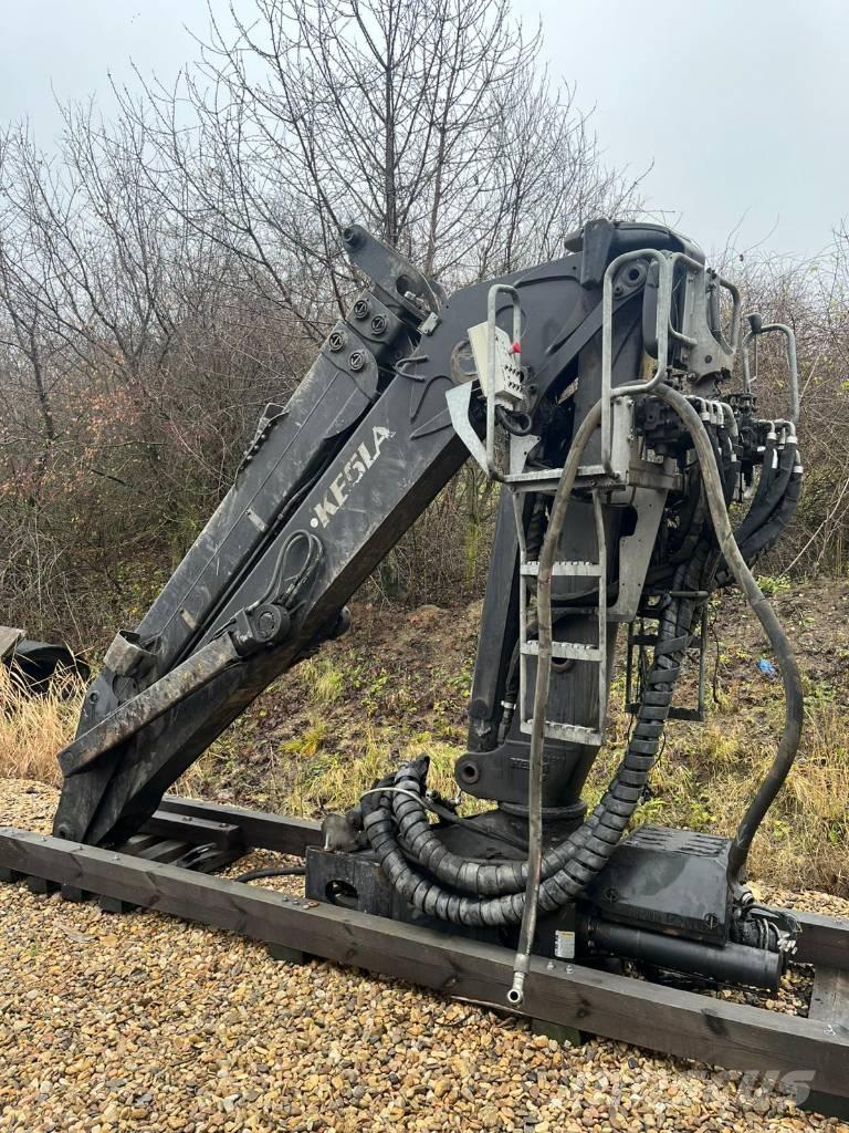 Kesla 2114ZT 挖坑机