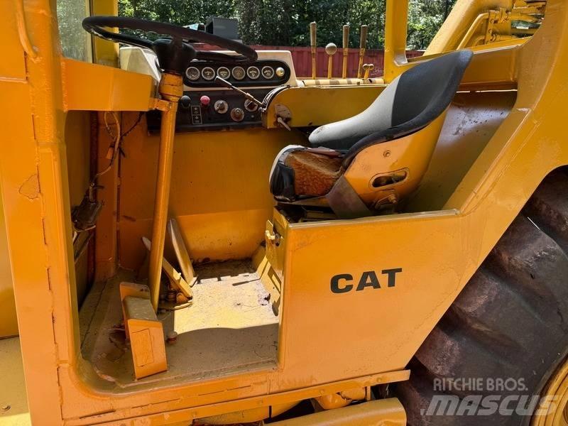 CAT 613 B 铲运机