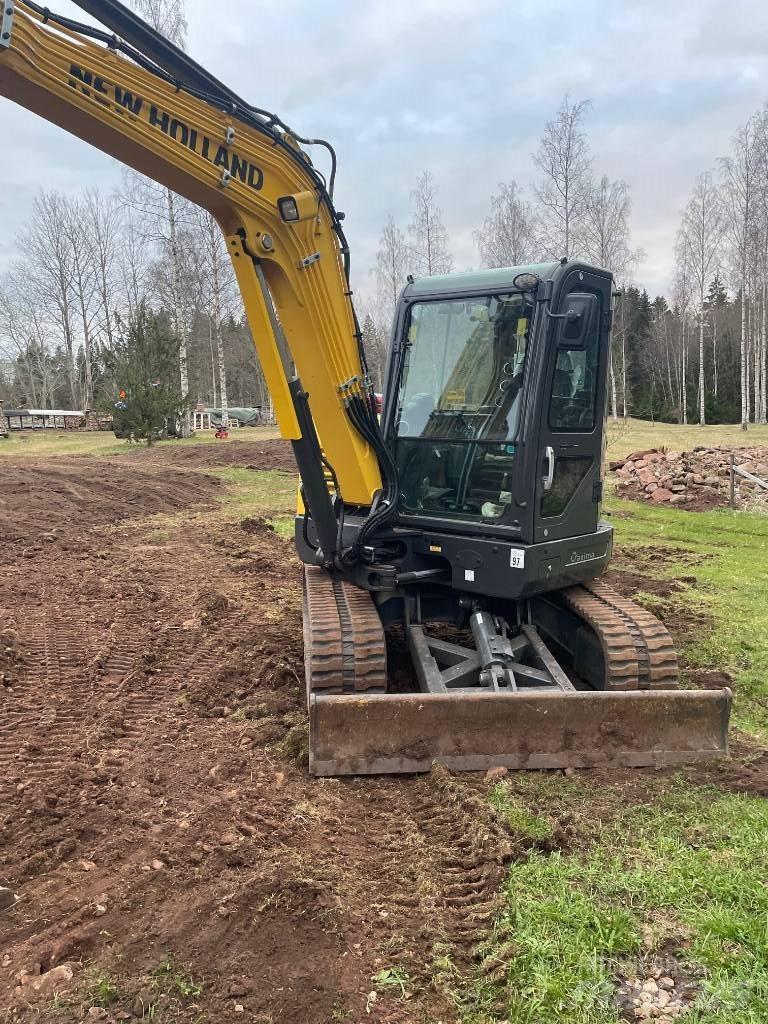 New Holland E60C 小型挖掘机
