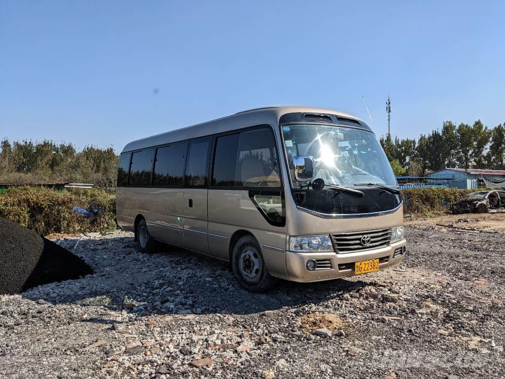 Toyota Coaster Bus 迷你巴士