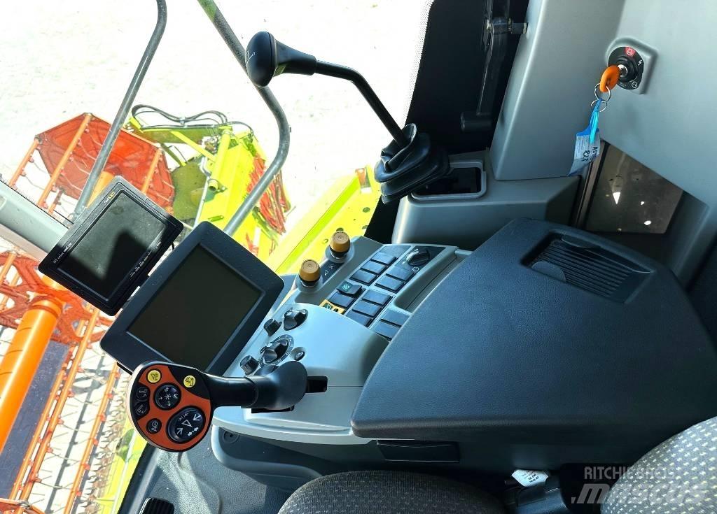 CLAAS Tucano 450 联合收割机