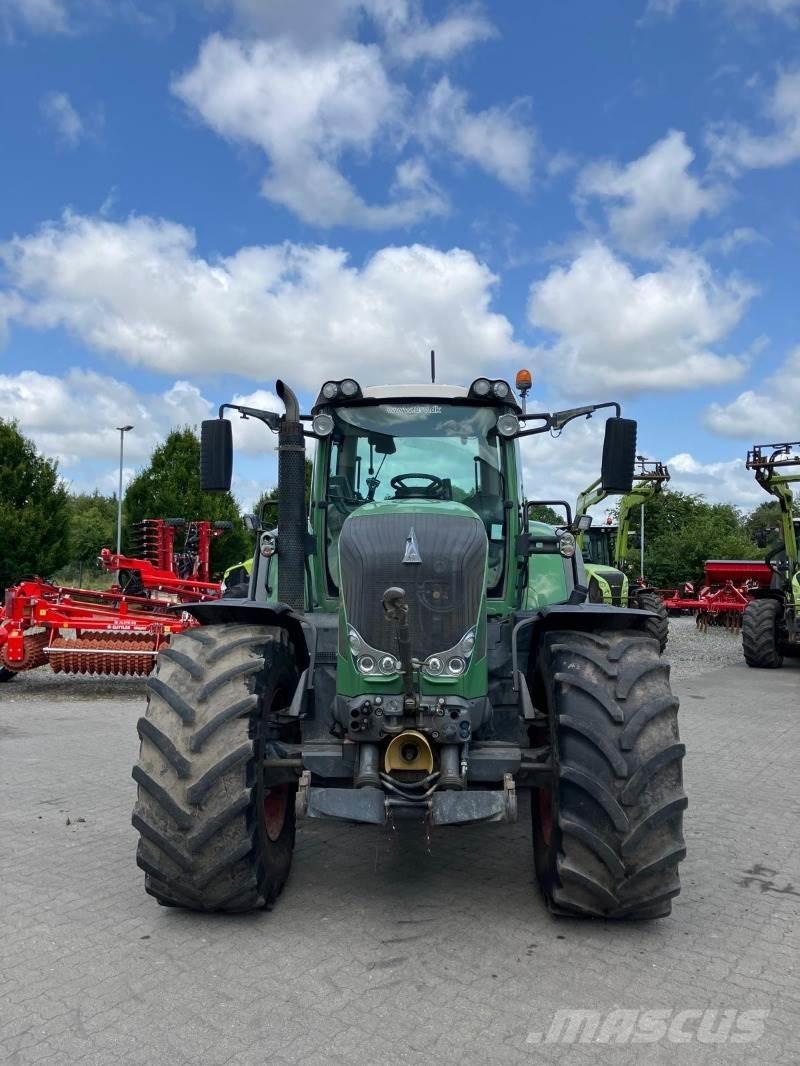 Fendt 824 Vario 拖拉机/农用车