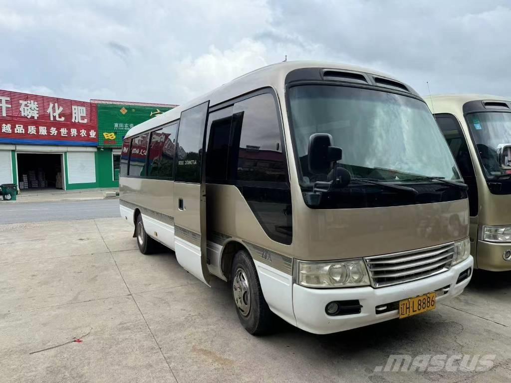 Toyota Coaster Bus 迷你巴士