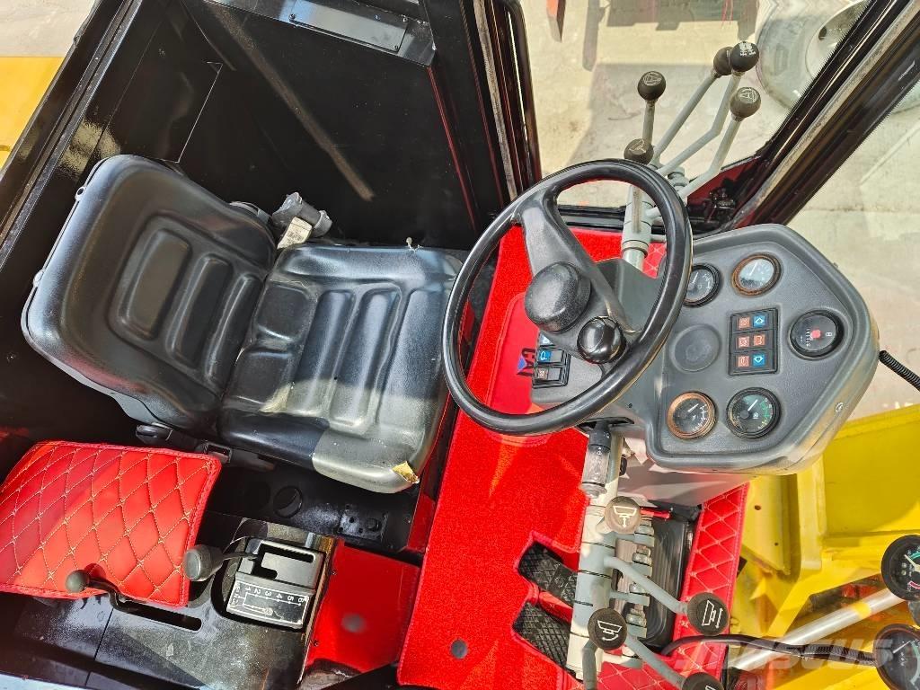 CAT 140 H 平地机/推土机