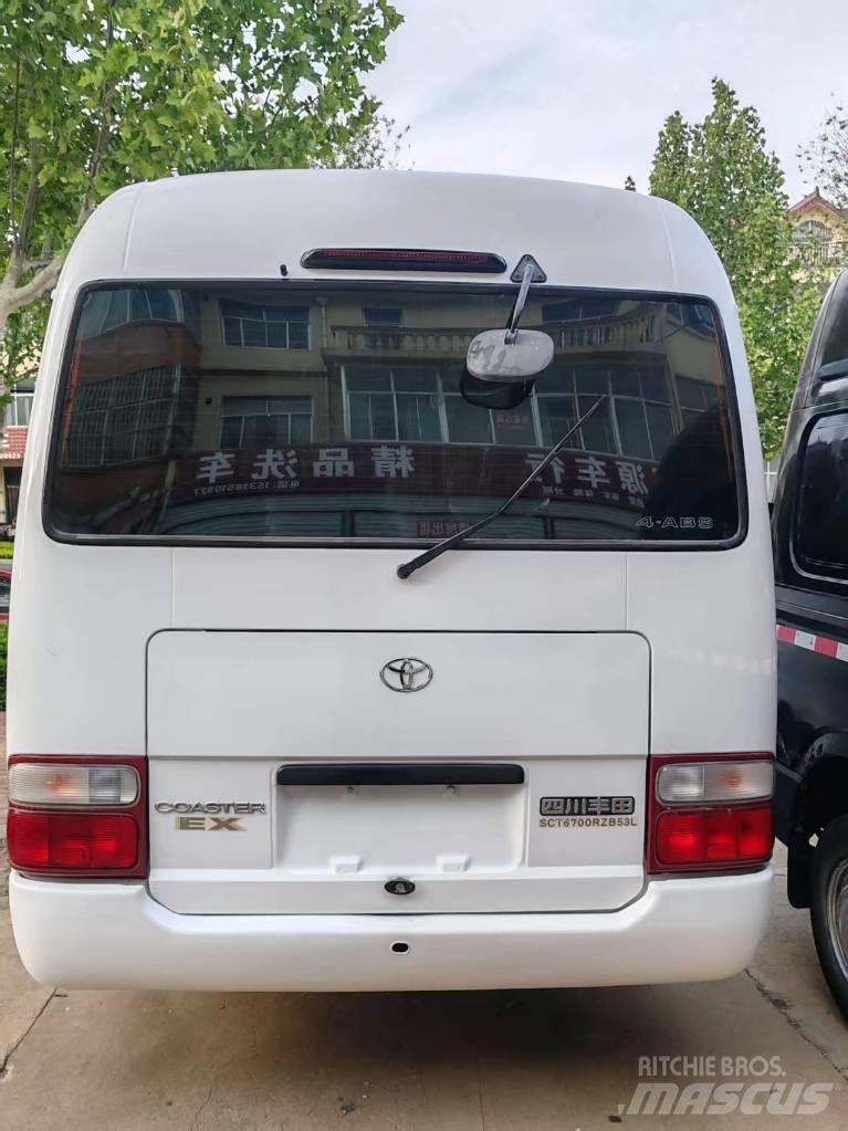 Toyota Coaster 公路客运汽车