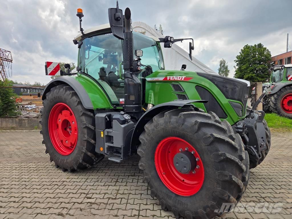 Fendt 724 Vario 拖拉机/农用车