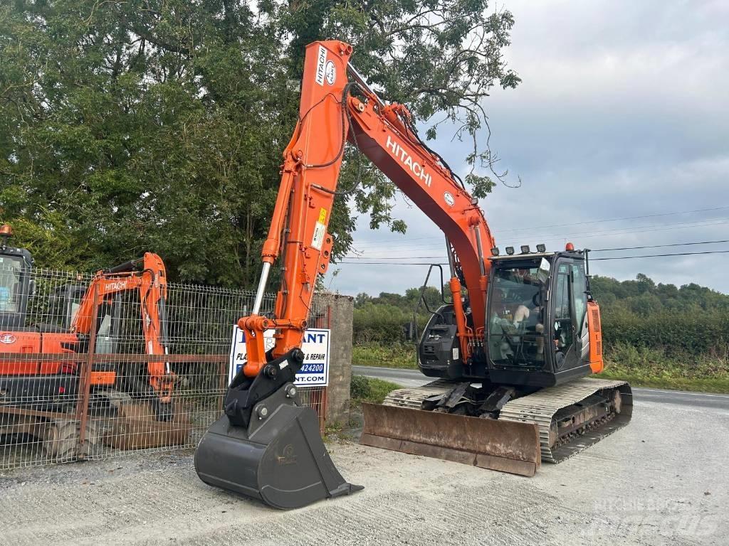 Hitachi ZX 135 US-6 履带挖掘机