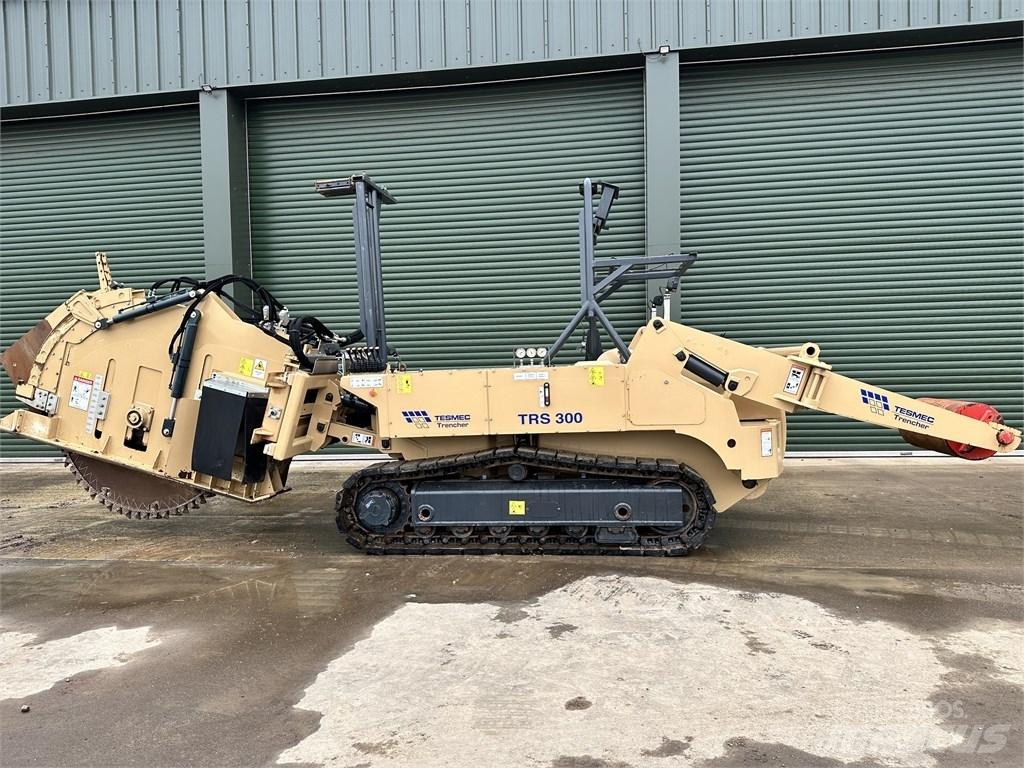 Tesmec TRS300/140 挖沟机