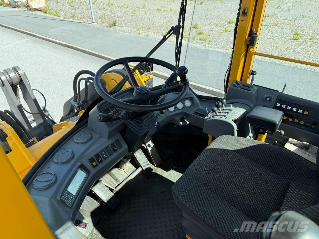 Volvo L 70 C 轮式装载机