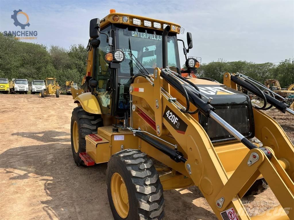 CAT 420F2 反铲装载机