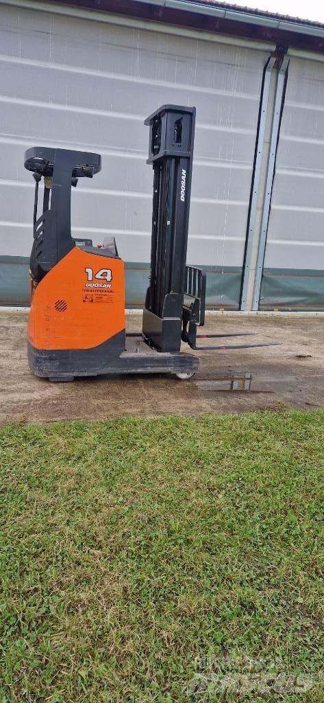 Doosan BR 16 JW-7 前移式叉车