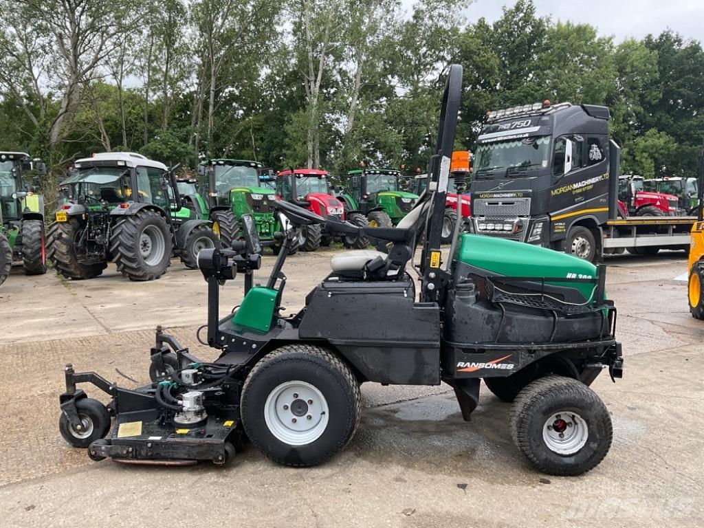 Ransomes HR300 骑乘式割草机