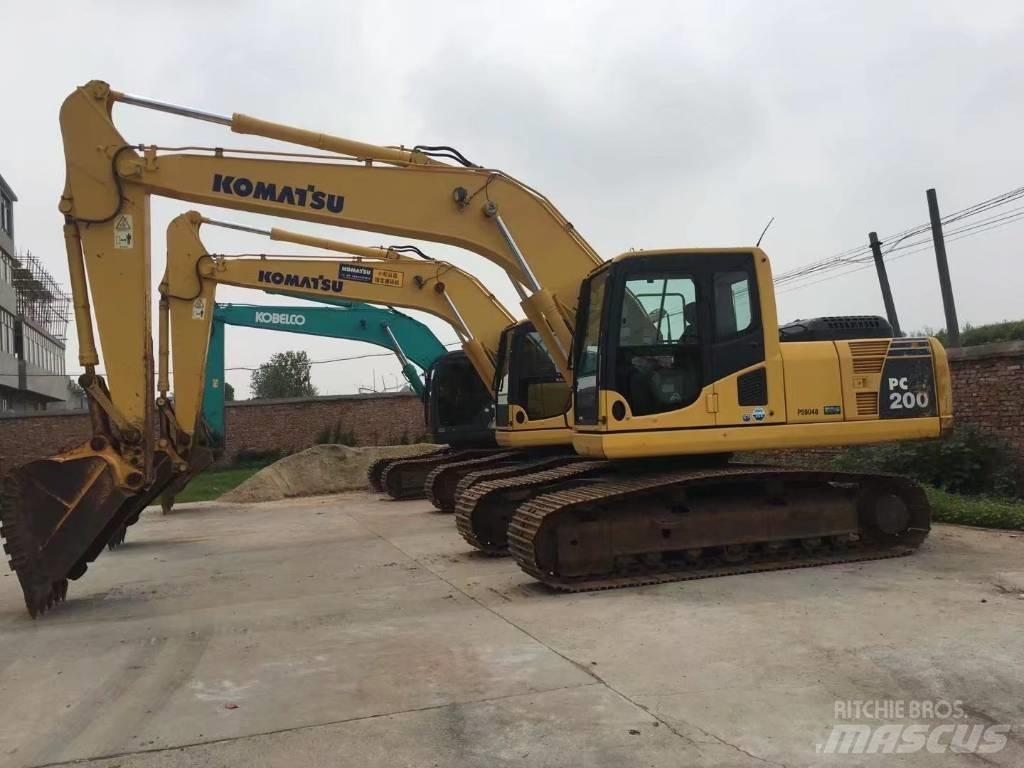 Komatsu pc200-8 履带挖掘机