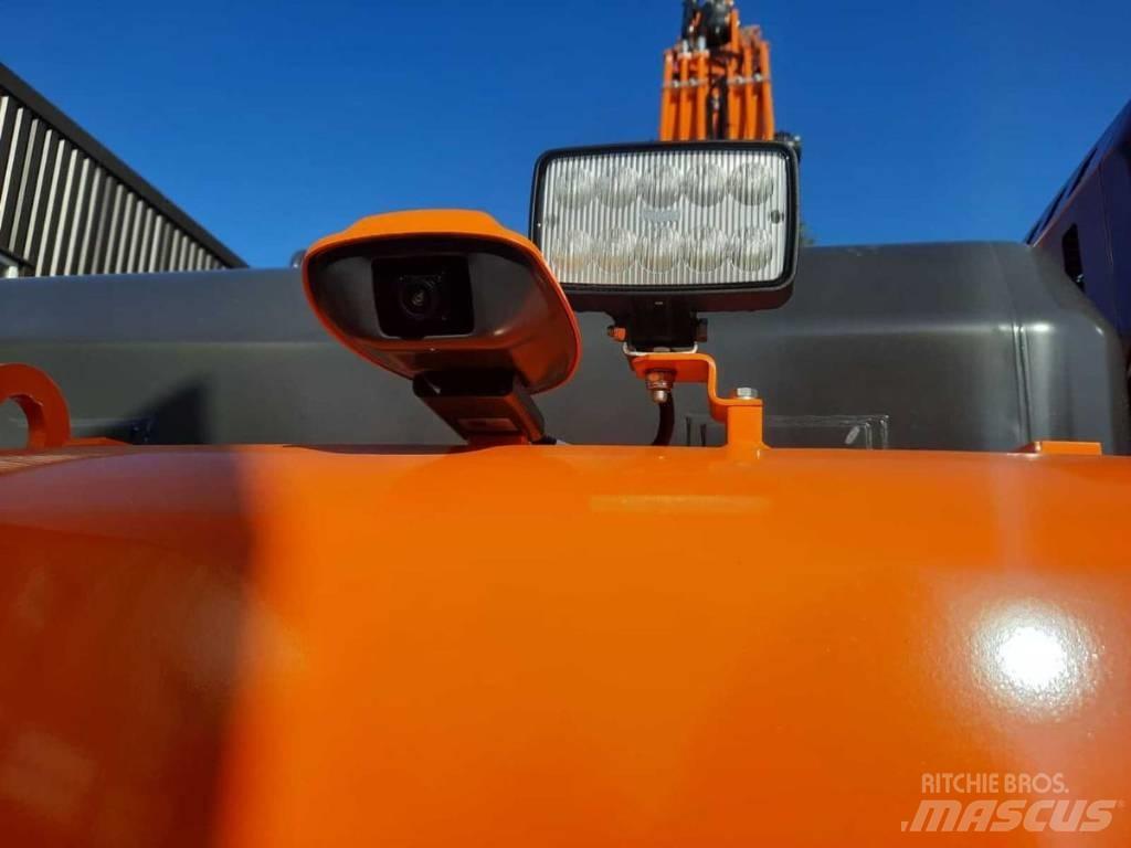 Doosan Dx225LC-7 履带挖掘机