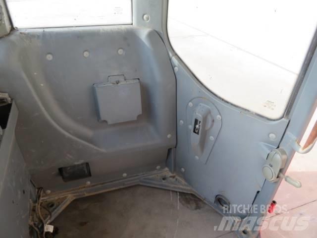 Volvo ECR 88 驾驶室与内部