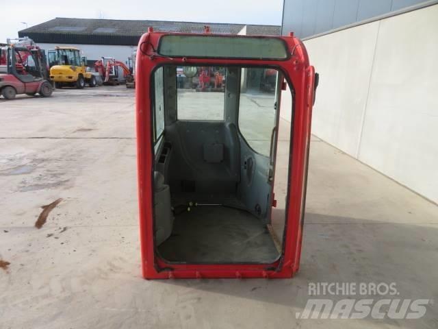 Volvo ECR 88 驾驶室与内部