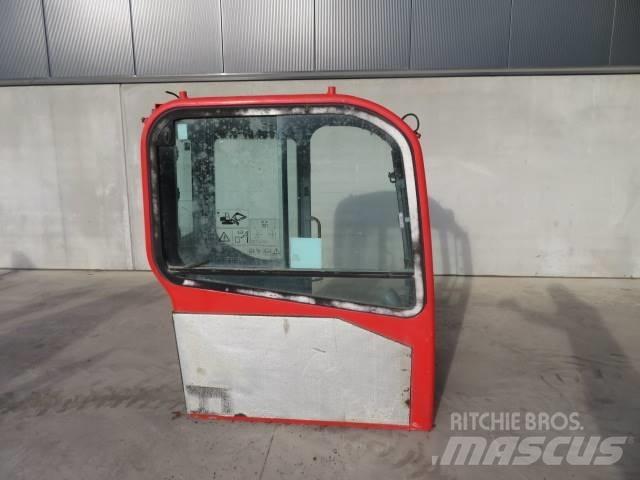 Volvo ECR 88 驾驶室与内部