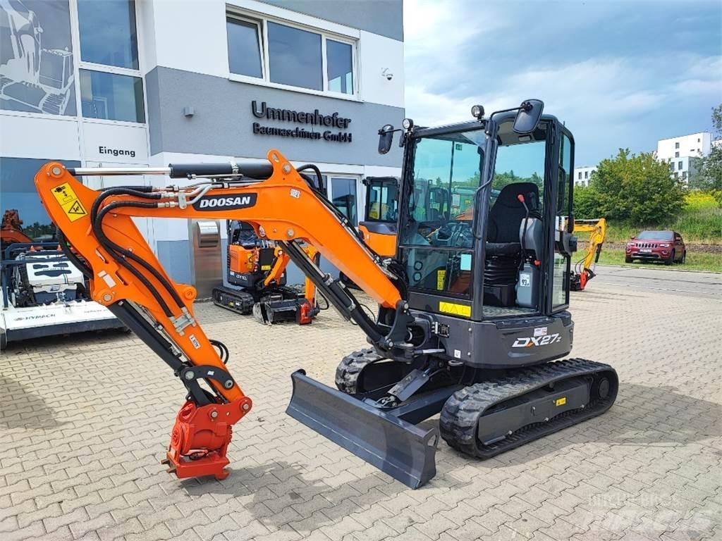 Doosan DX27z 小型挖掘机