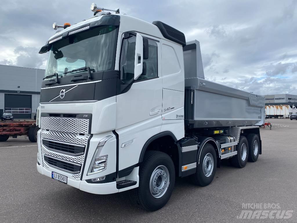 Volvo FH540 8x4 自卸式货车