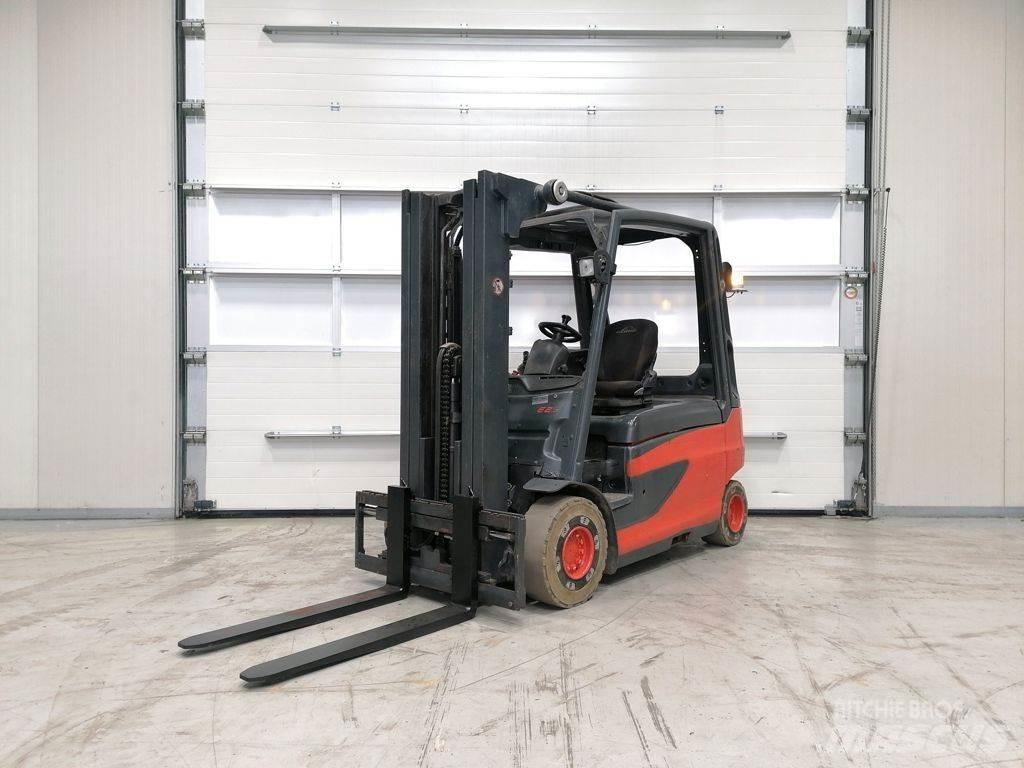 Linde E25L-01 电动叉车