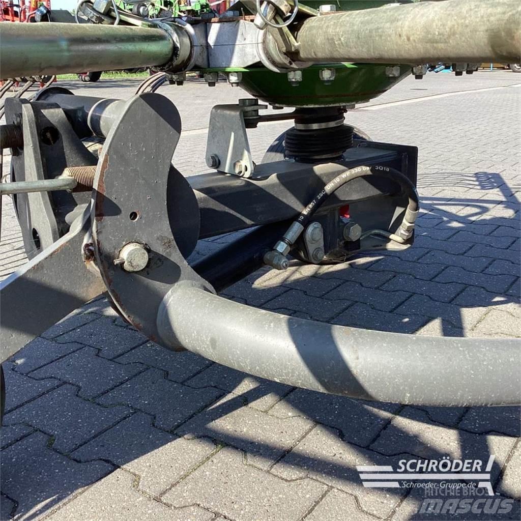 Fendt FORMER 1502 料堆整形机