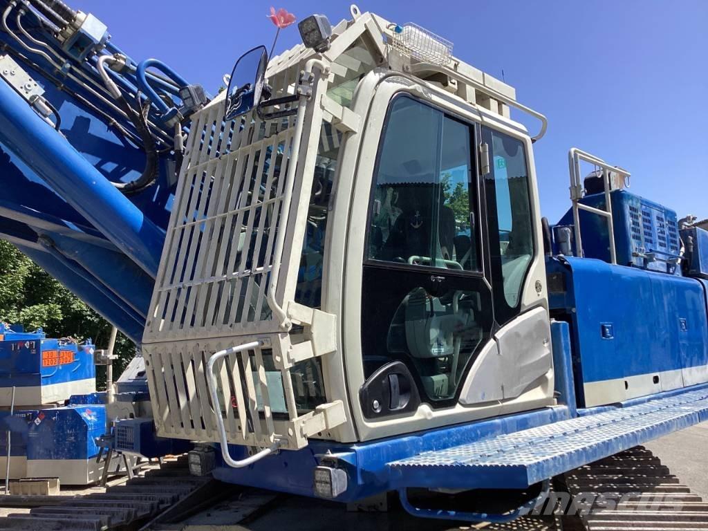 KMC 600-6 BTV 组装挖掘机