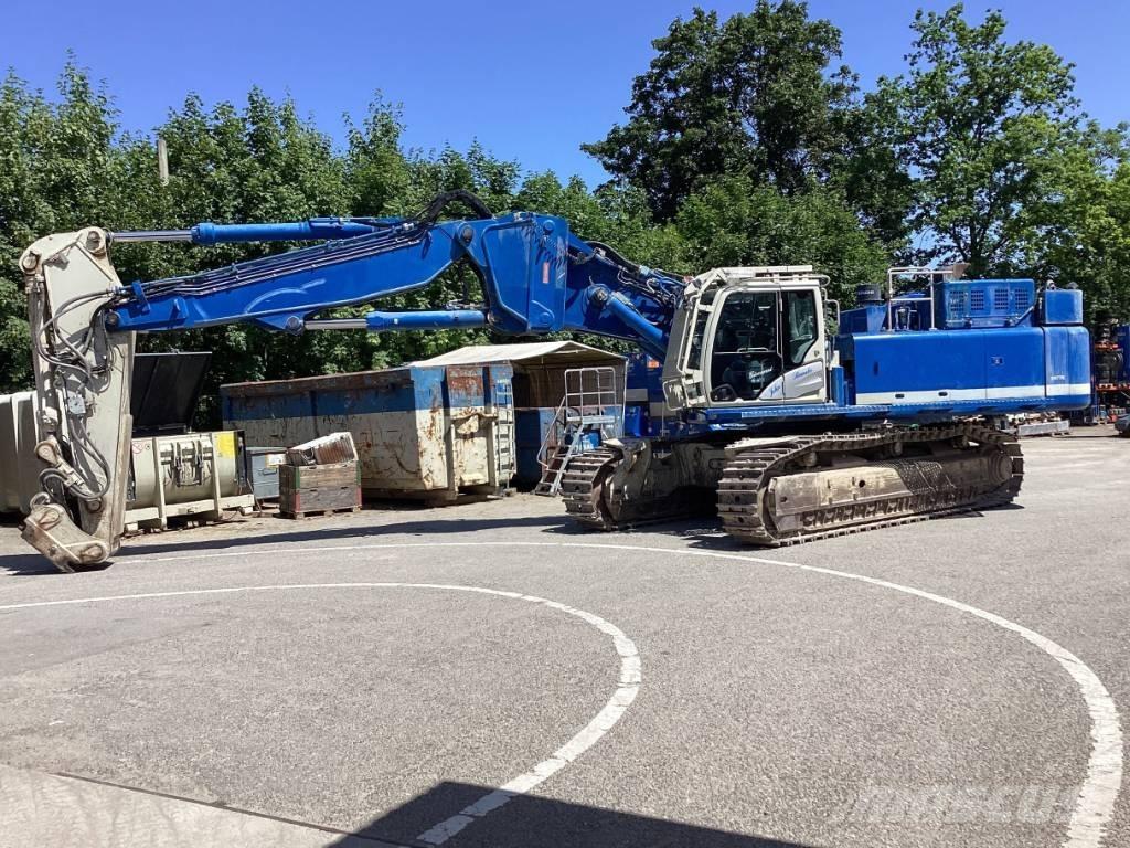 KMC 600-6 BTV 组装挖掘机