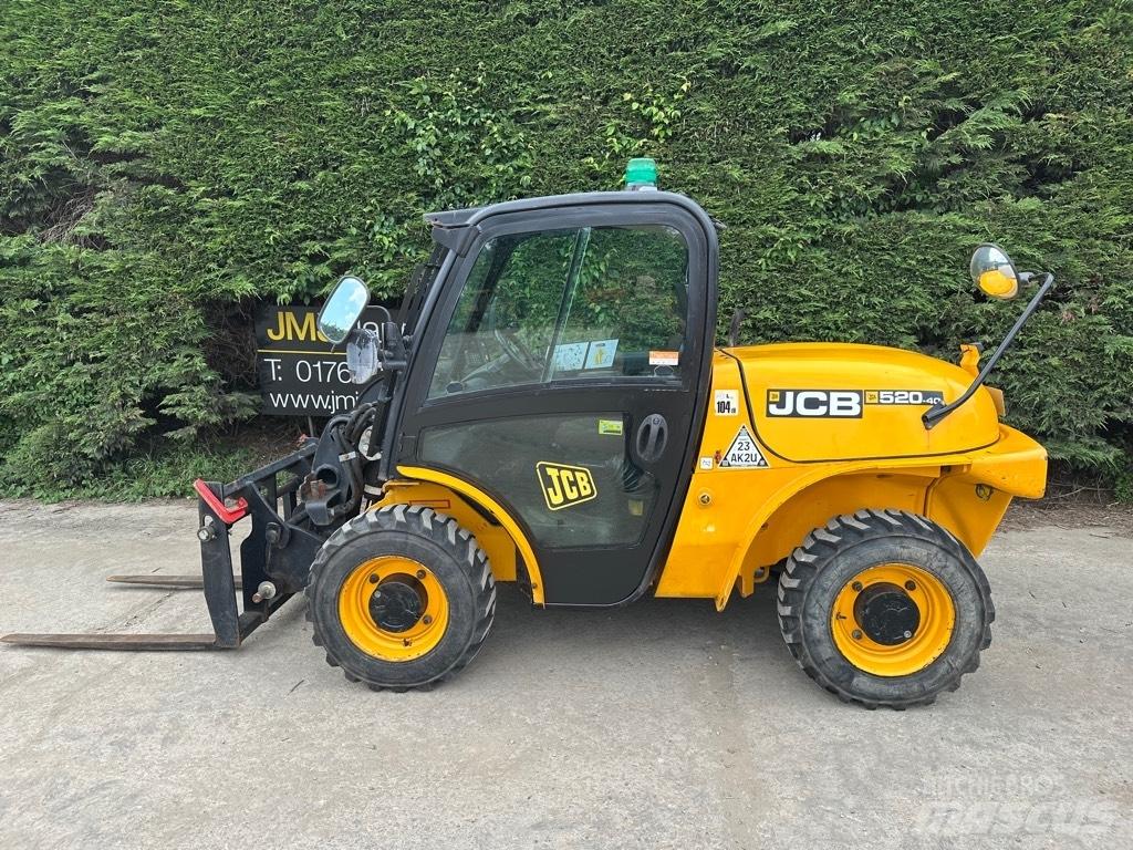 JCB 520-40 伸缩臂叉装车|叉装车