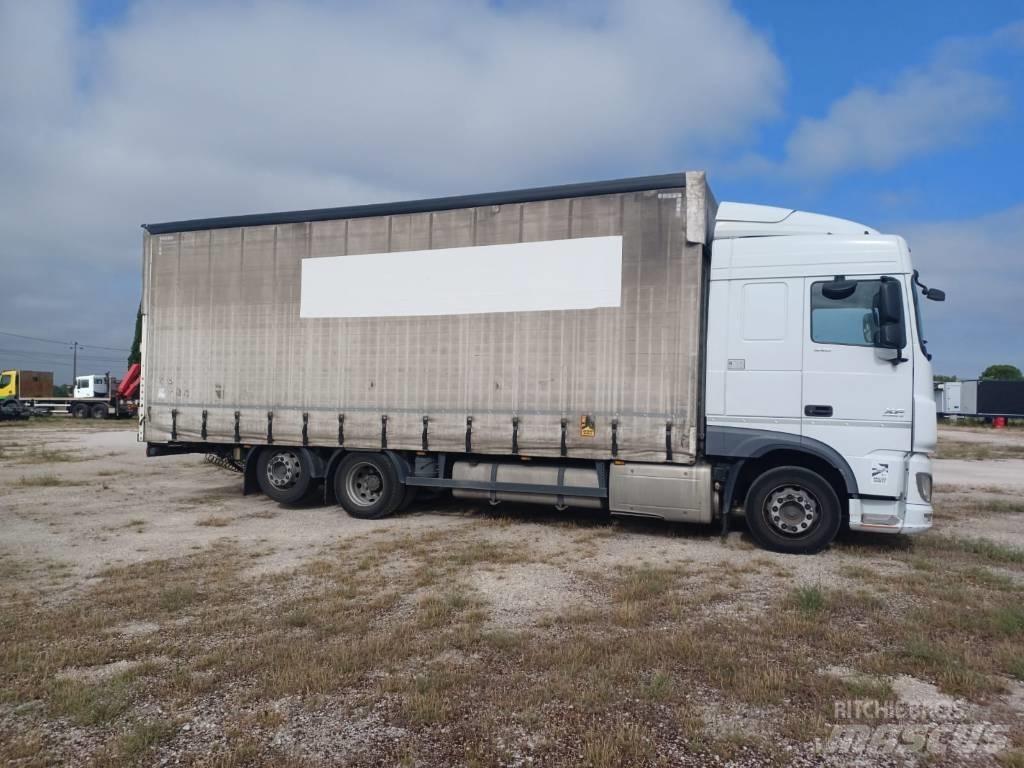 DAF XF 440 篷布货车