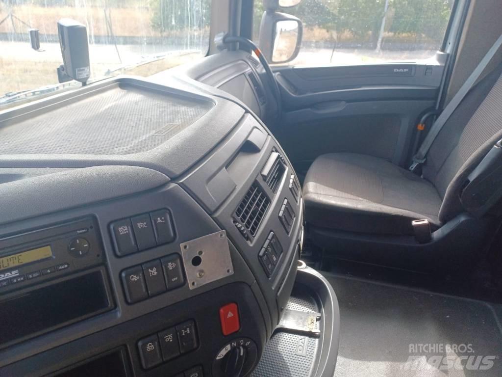 DAF XF 440 篷布货车