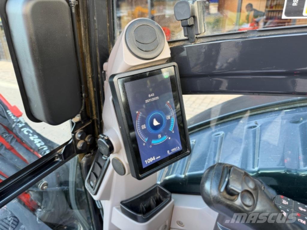 Kubota U 56-5 小型挖掘机