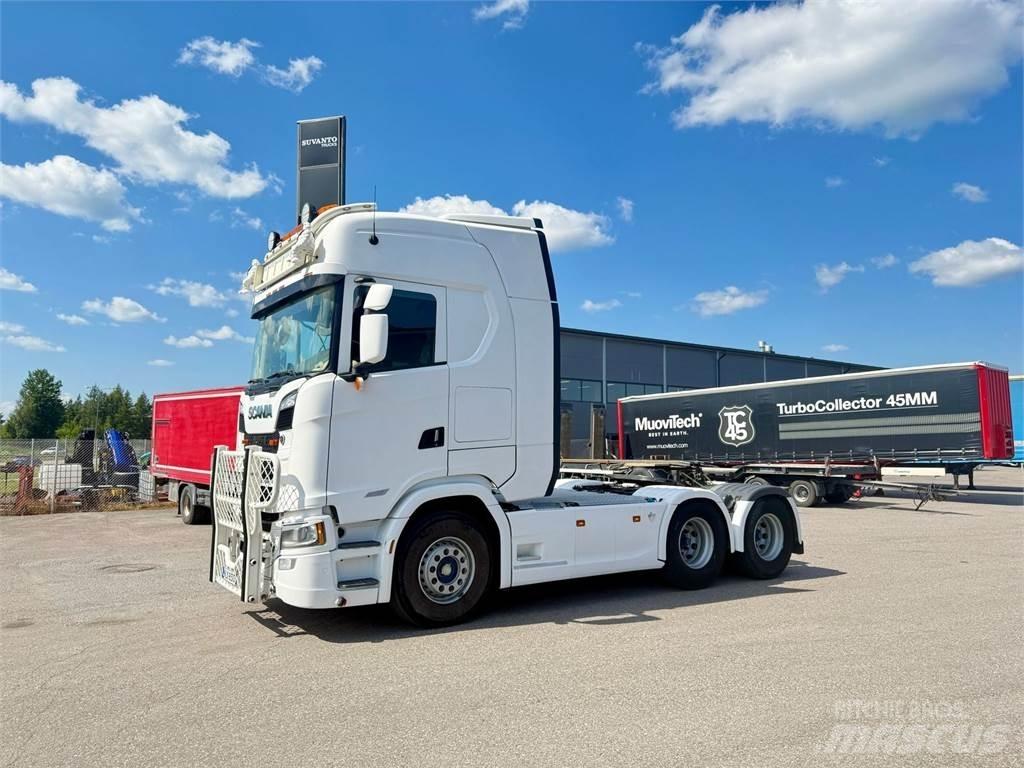 Scania S580 6x4 牵引车